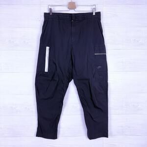 Nike Sportswear Essential Utility Cargo Pants Men Size 34 Black Outdoor Gorpcore